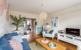 Rosa, Confortable 2 Chambres Avec Parking Dans Le Centre